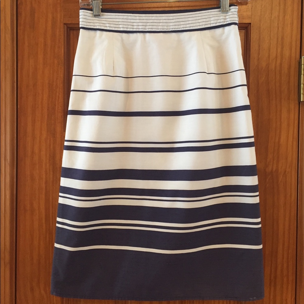 Downeast pencil skirt navy and white